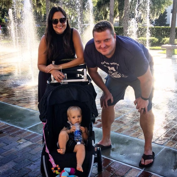 Bookmark My Closet! - Picture 2 of 4